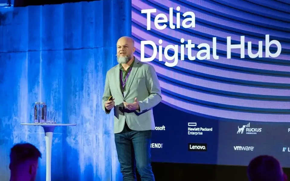 Tomasz Joniak on stage at Telia Digital Hub 2023 in Tallinn